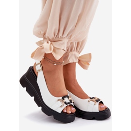 ARTIKER Sandálias de couro feminino na cunha e plataforma com decoração artker 56c1588 branco 1