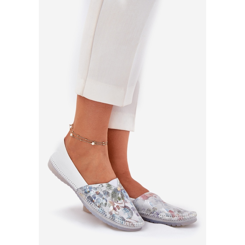 Bailarinas de couro com um padrão Maciejka T1930-38 White branco 1