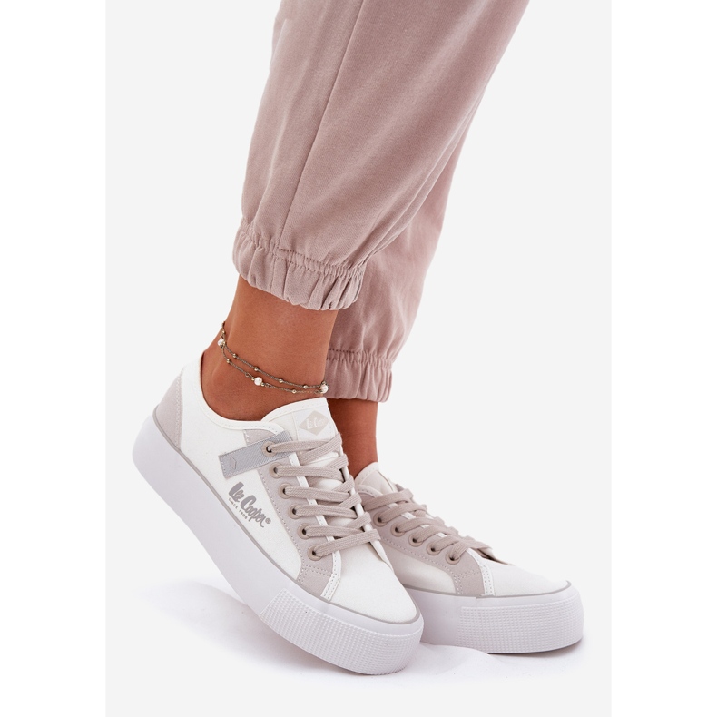 Tênis femininos na plataforma Lee Cooper LCW-25-31-3479L branco 1
