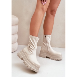 Botins bege claro em plataforma enorme 2