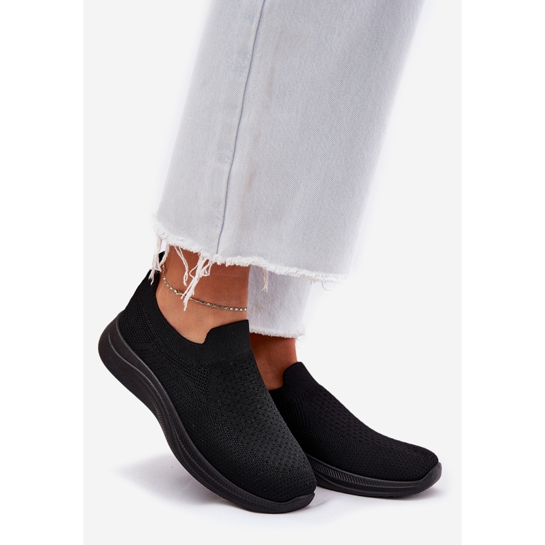 Calçados esportivos femininos de tecido preto slip-on 1