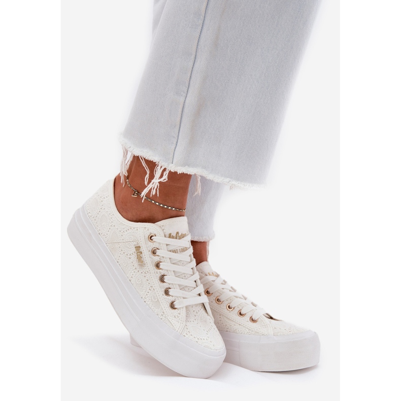 Tênis femininos com renda Lee Cooper LCW-25-31-3438L White branco 1