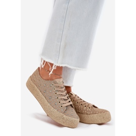 Tênis patrocinados femininos na plataforma com Lee Cooper LCW-25-08-3646L Khaki Braid bege 1