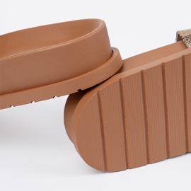 Seastar Flip -flops marrons com decoração marrom 1