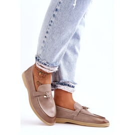 Mocassins de inserção de couro cinza feminino bege 4