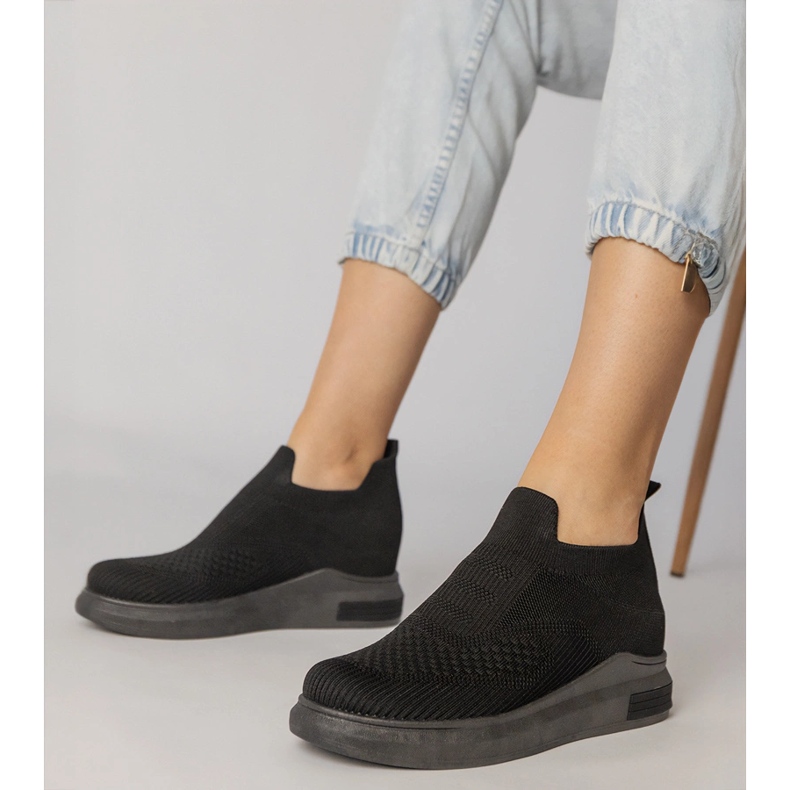 Tênis de meias pretas inseridas preto 1