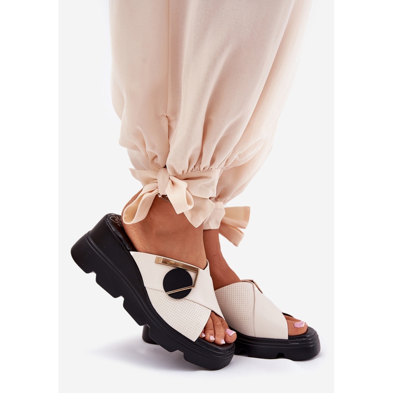 ARTIKER Cunhas femininas de couro elegante com decoração antiga Artker 56c1585 bege 1