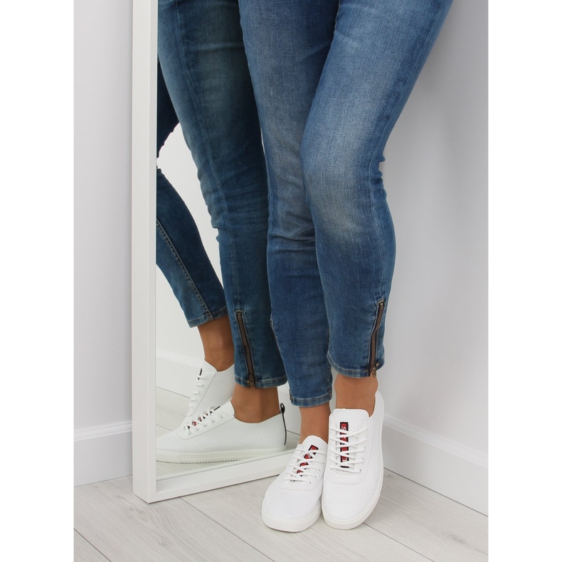 Tênis feminino macio branco 2