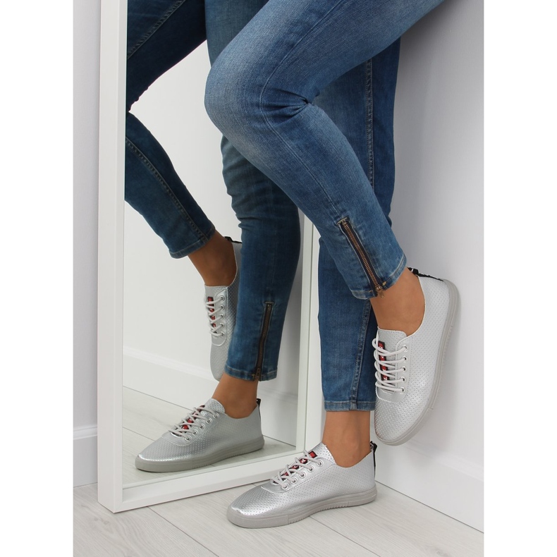 Sapatilhas de mulher em prata suave NB190P Silver cinza 1