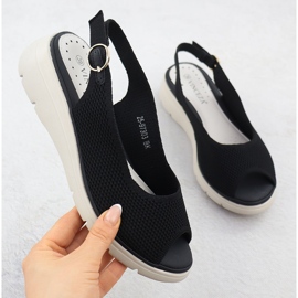 Sandálias femininas nas cunhas Black Vinceza 97303 preto 1