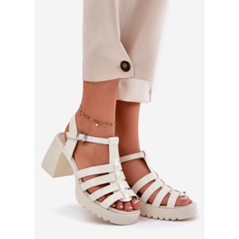 Sandálias de couro feminino pintado na postagem de mendigo leve Vinceza 66621 bege 1