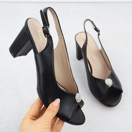 Sandálias femininas no Black Jezzi 6985 Post preto 1