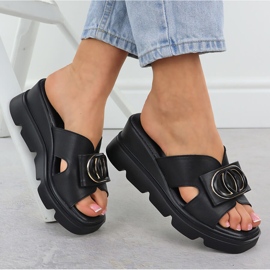 Flippers femininos nas cunhas Black Vinceza 58464 preto 1