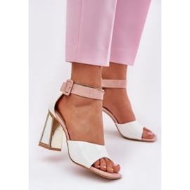 Sandálias femininas pintadas no post branco Vinceza 20266 2