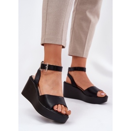 Sandálias Pretas Femininas com Cunha preto 2 Sandálias Pretas Femininas com Cunha preto 2