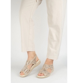 Vriston Sapatos femininos sandálias flexíveis COMFOOT EMMA BEIGE BRILHING sem 1