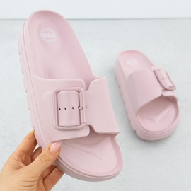 Piscina feminina lascas de praia na plataforma Pink News 8800 rosa 1