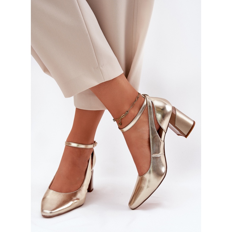 Bombas de couro no post Maciejka K6816-25 PLN dourado 2