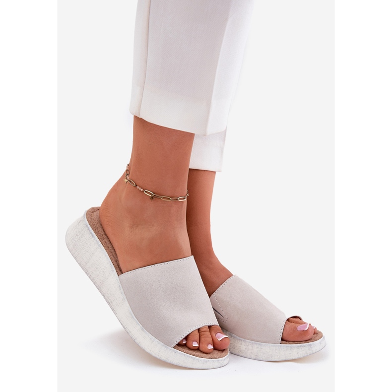 Panto Fino Camurça feminina chinelos no panto fin267044 cunha cinza 1