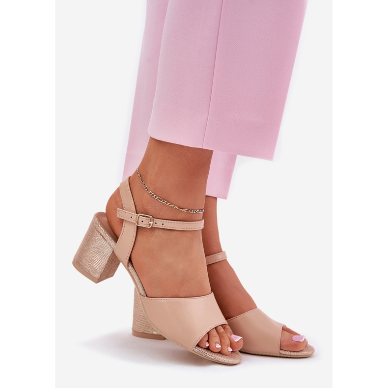 Sandálias femininas no Vinceza 20275 bege 1