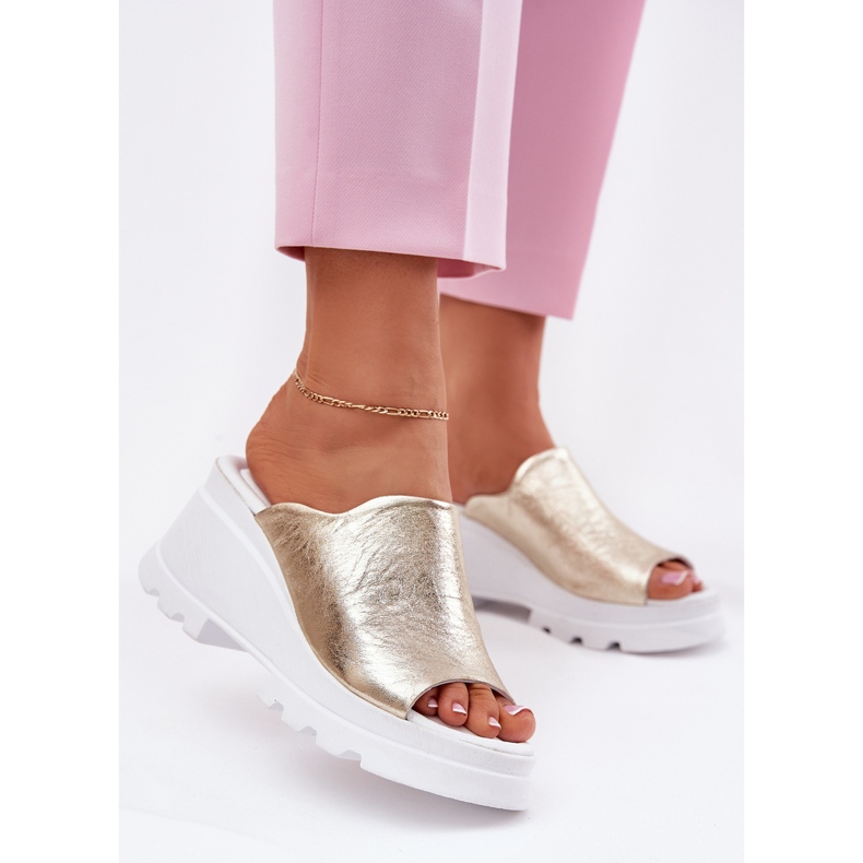 Custas de couro no Artiker 56C0435 PLN dourado 2