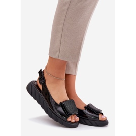 ARTIKER Sandálias femininas lacadas em couro com uma cunha com decoração artker 56c1564 preto 1