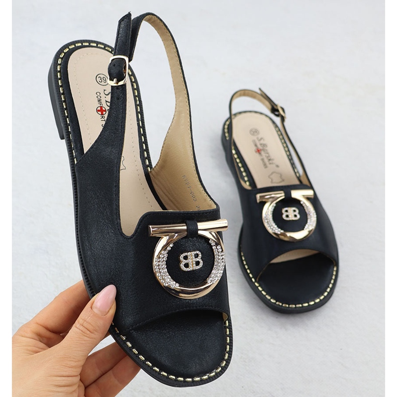 S.Barski Sandálias femininas planas com decoração czarne S. Barski KV51-003 preto 1