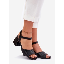 Vinceza Sandálias femininas no Vincez 62235 Black Post preto 1