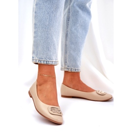 Seastar Ballerinas femininas em uma sola plana com um ornamento para 58p bege 1