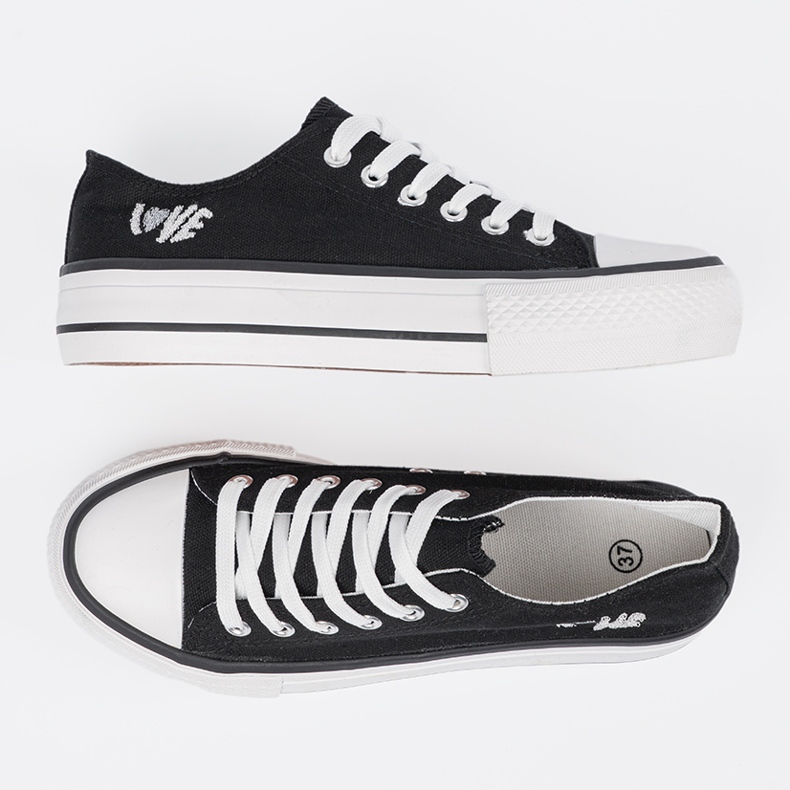 Shelvt Tênis negros com a inscrição Love Women preto 2