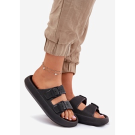 Inna Chinelos femininos na plataforma com fivelas pretas preto 1 Inna Chinelos femininos na plataforma com fivelas pretas preto 1