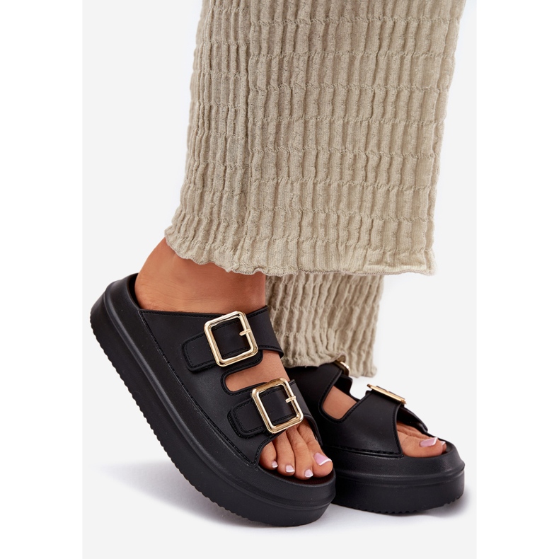 Inna Flips femininos na plataforma com grampos dourados pretos 1