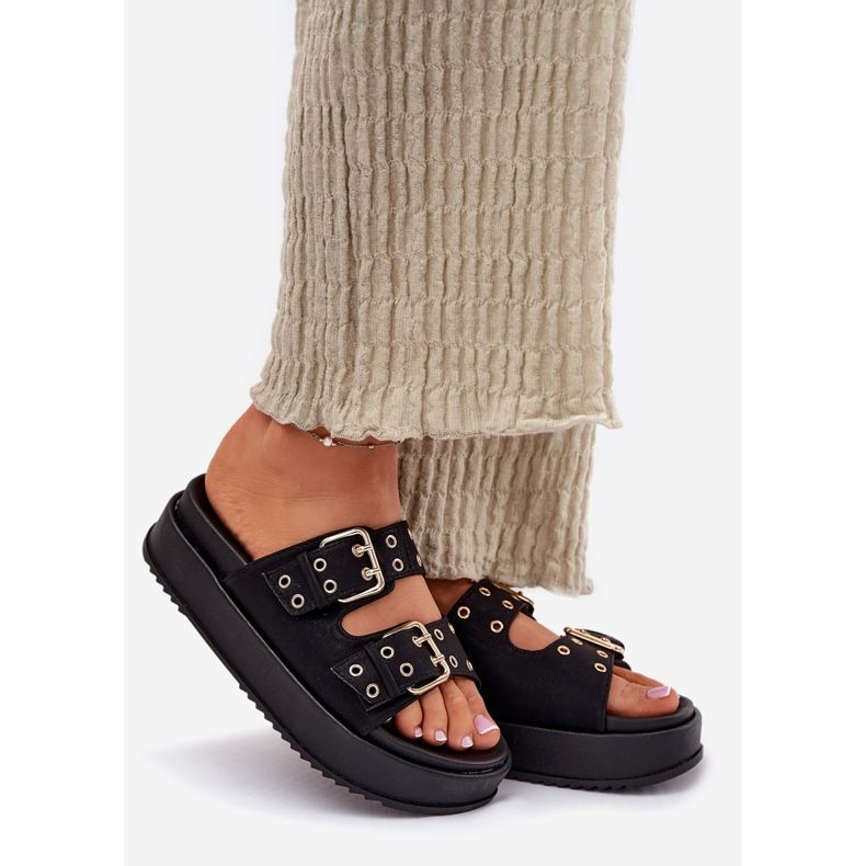 Inna Chinelos femininos com grampos na plataforma preta preto 1