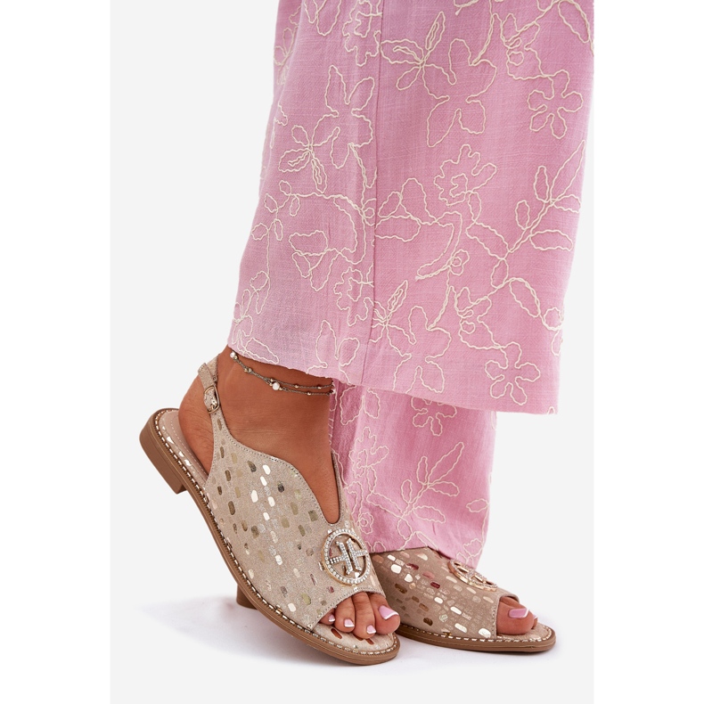 S.Barski Sandálias de couro de salto plano com um ornamento de S. Barski KV51-094 PLN dourado 1