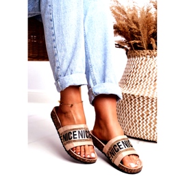 EVento Chinelos BeNice Beige Feminino em Cortiça Com Strass bege 2 EVento Chinelos BeNice Beige Feminino em Cortiça Com Strass bege 2