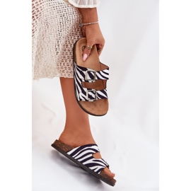 Inna Chinelos femininos com fivelas de zebra branco 1
