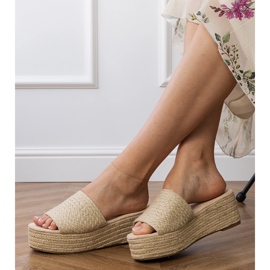 BEIGE HOMBRILES na plataforma bege 2