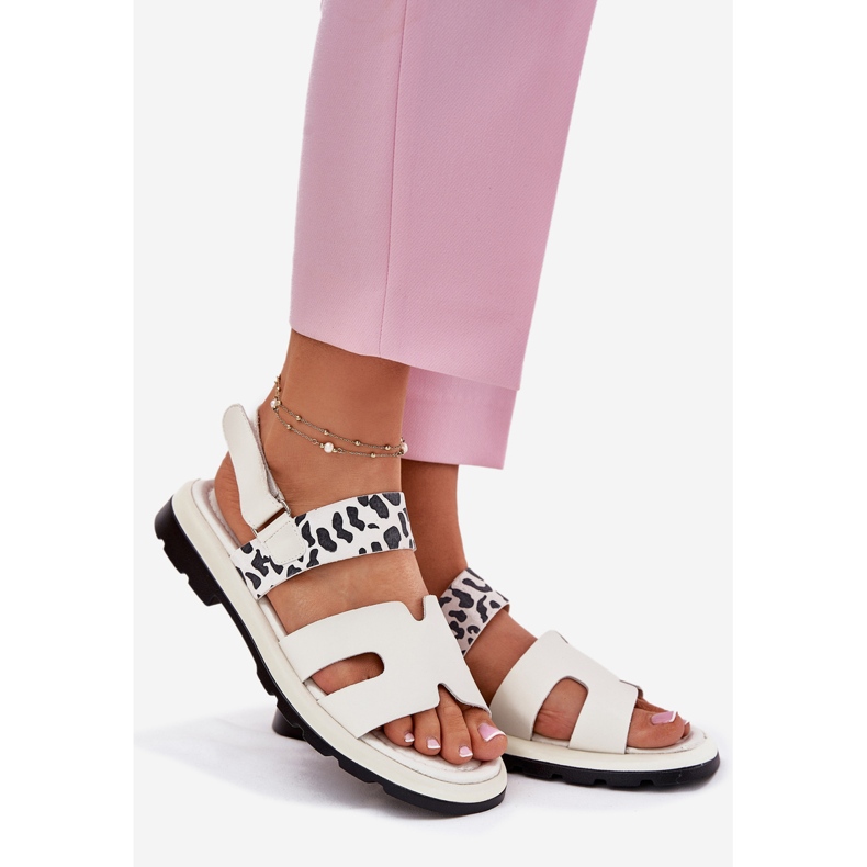 Vinceza 66780 Sandálias de leopardo bege com saltos planos 1