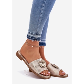 S.Barski Flipes femininos de salto plano com um detalhe decorativo de KV51-007 Zloty dourado 1