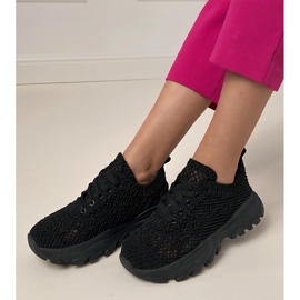 Tênis Black OpenWork na plataforma preto 2