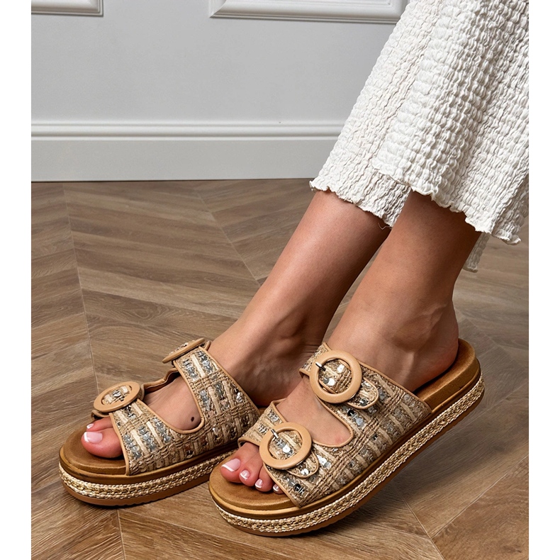 Flas trançadas bege com lantejoulas em listras 1