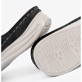 Seastar Flipers de mulheres negras com uma flor decorativa preto 1