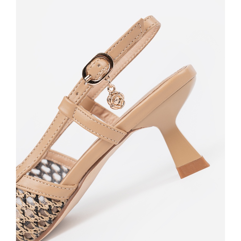 Goodin Bombas abertas com baixo teto bege 1 Goodin Bombas abertas com baixo teto bege 1