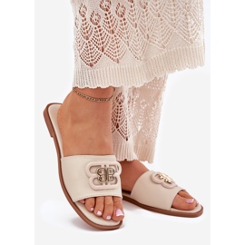 Flip de mulheres planas com detalhes decorativos bege 1 Flip de mulheres planas com detalhes decorativos bege 1