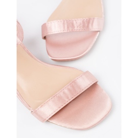 Sandálias rosa claro no post 1 Sandálias rosa claro no post 1