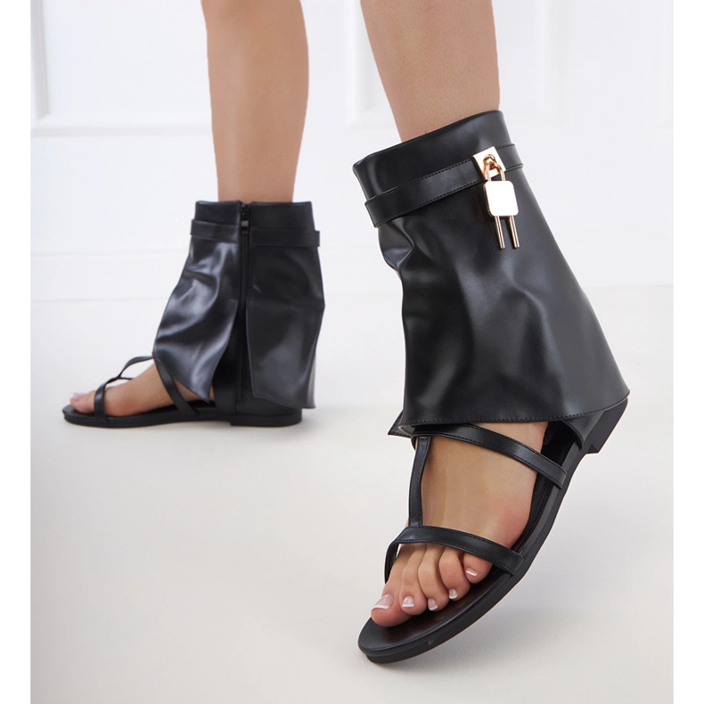 Sandálias planas pretas com superior preto 2