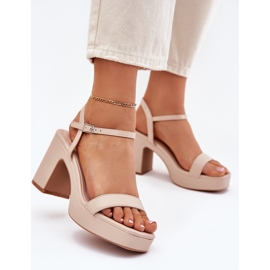 Sandálias de couro ECO no post bege 1