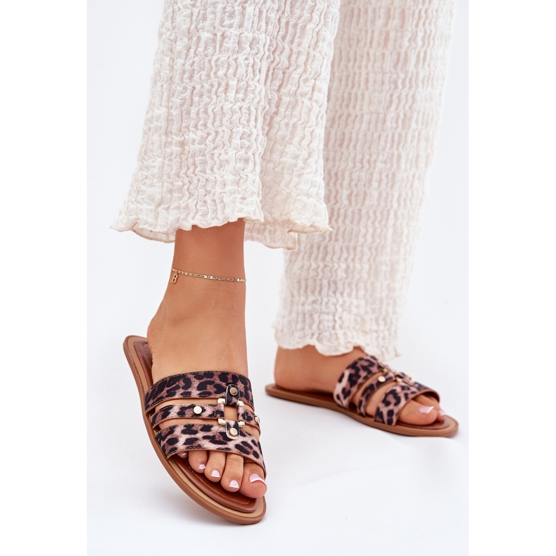 Chinelos femininos planos com um leopardo detalhado de ouro castanho 2