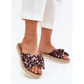 Chinelos femininos na plataforma com trança e arco -bow castanho 2 Chinelos femininos na plataforma com trança e arco -bow castanho 2