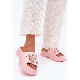 Flip de espuma feminina com pinos dourados rosa 2